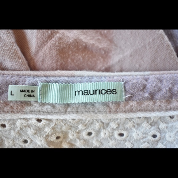 Maurice’s Light Pink/ Light Purple Pattern Flannel - Picture 6 of 6